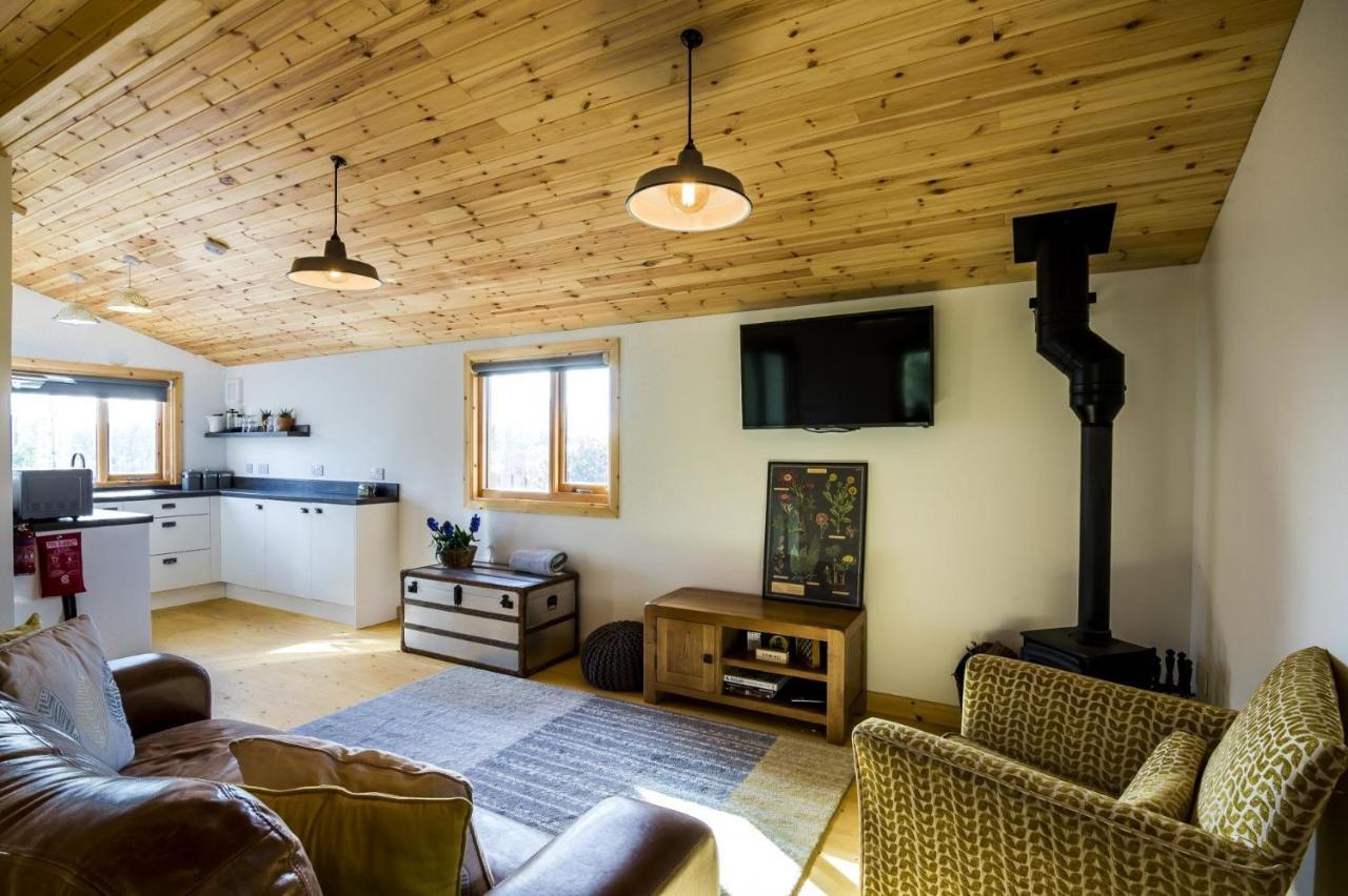 Laurel Lodge - 2 Bedroom Log Cabin - St Florence Saint Florence Экстерьер фото