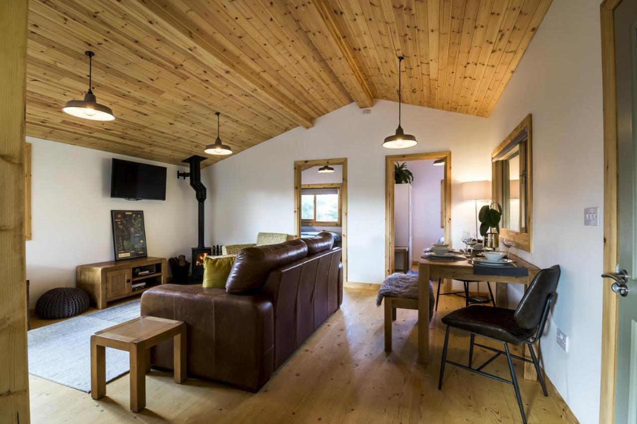 Laurel Lodge - 2 Bedroom Log Cabin - St Florence Saint Florence Экстерьер фото