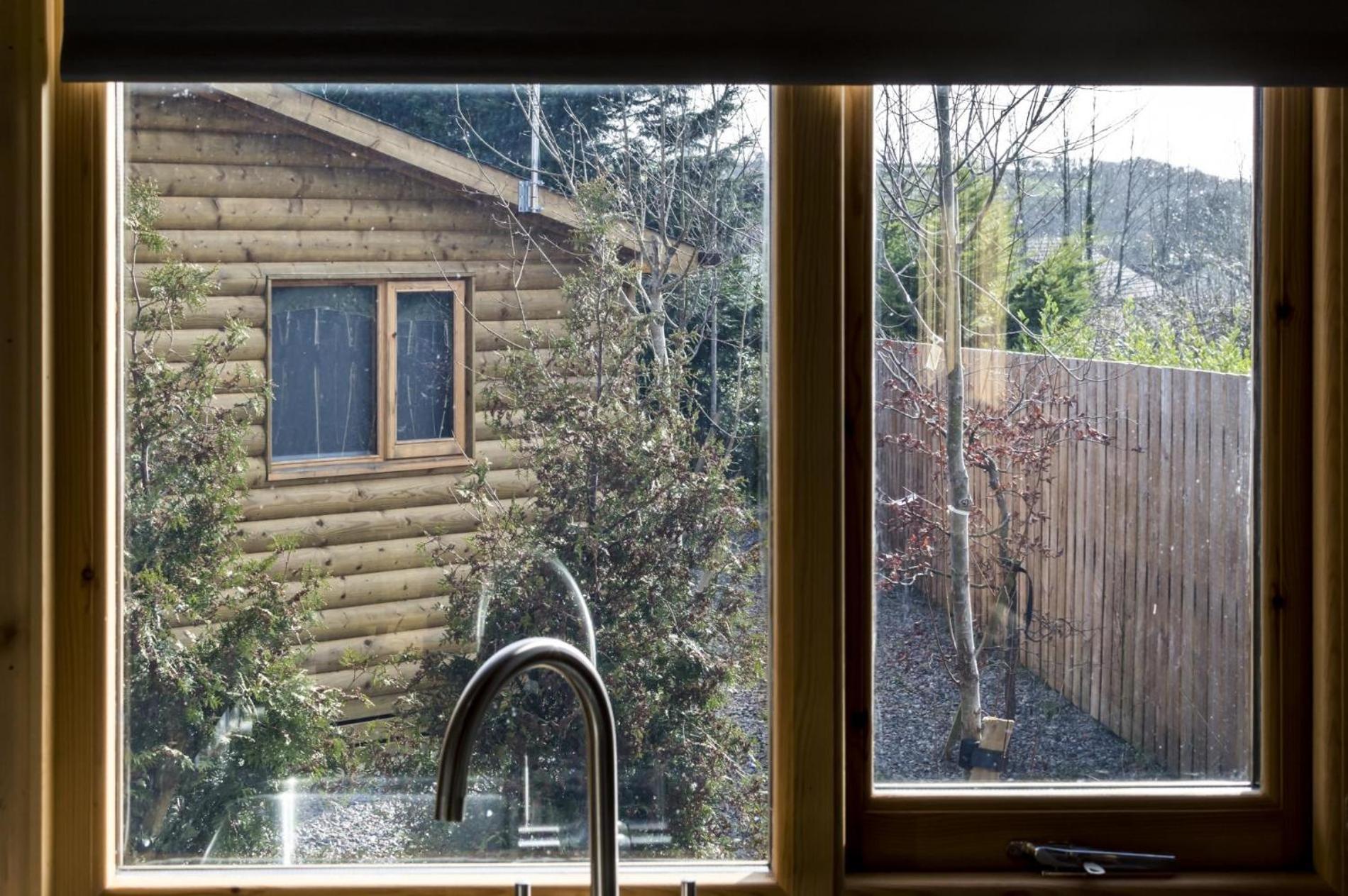 Laurel Lodge - 2 Bedroom Log Cabin - St Florence Saint Florence Экстерьер фото